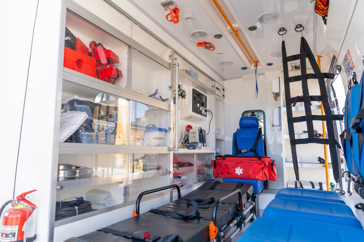 Collahuasi y Municipalidad de Pica se unen para reforzar la atención de emergencia comunal con nueva y moderna ambulancia Collahuasi y Municipalidad de Pica se unen para reforzar la atención de emergencia comunal con nueva y moderna ambulancia