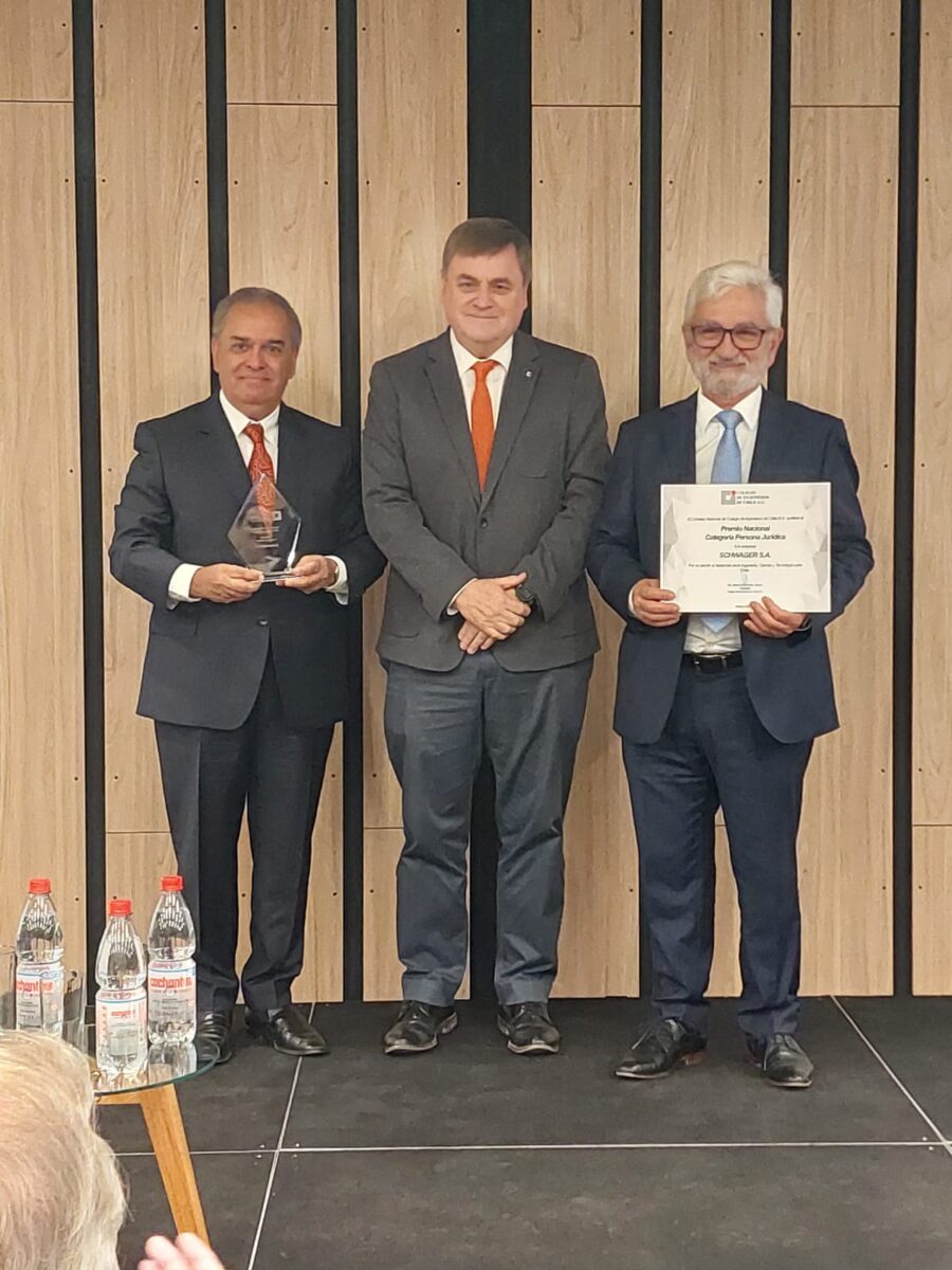 SCHWAGER recibe Premio Nacional Empresa por parte del Colegio de Ingenieros SCHWAGER recibe Premio Nacional Empresa por parte del Colegio de Ingenieros
