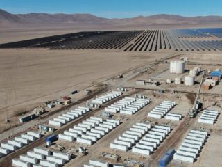 Avanza la construcción de proyectos de energía renovable y almacenamiento en la región de Antofagasta