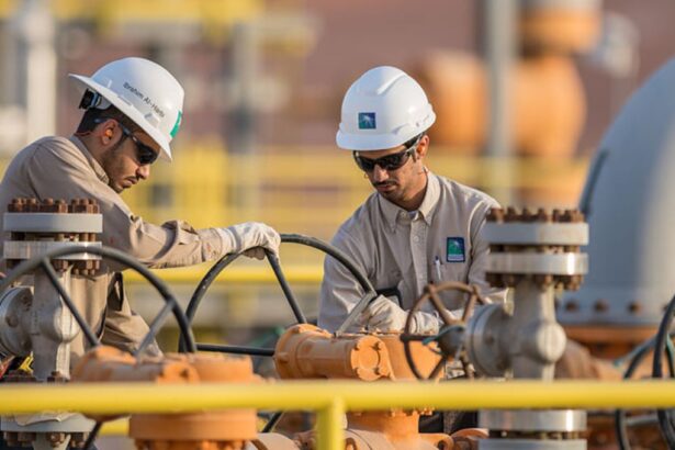 Saudi Aramco anuncia contratos de $25 mil millones para expansión de gas en Arabia Saudita