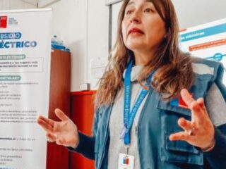 IPS y Ministerio de Energía facilitan acceso al Subsidio Eléctrico a personas vulnerables sin internet