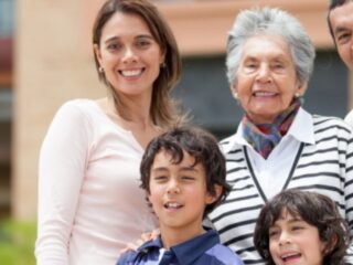 Beneficio económico para mujeres con hijos: Bono por Hijo a los 65 años