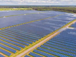 Solek y Degraf: Aliados para el reciclaje de paneles solares.