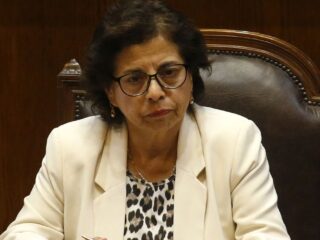 La ministra de Minería resalta beneficios de los contratos del litio