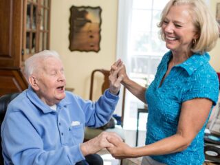 Programa de cuidadores para personas con discapacidad: ¿En qué consiste y quién puede acceder?