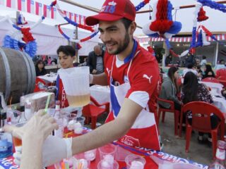 Presupuesta y festeja: ¿Quiénes recibirán el aguinaldo de Fiestas Patrias?