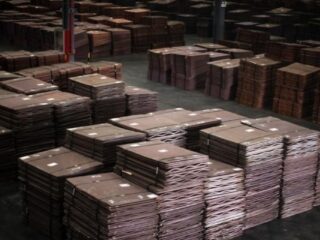 La demanda china de cobre muestra señales de recuperación