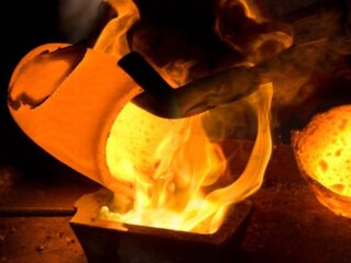 La demanda china y otros factores externos provocan la caída del cobre