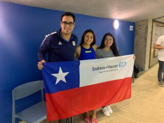Endress+Hauser Chile apoya a joven promesa de la natación para asistir al Mundial Escolar FISEC en Rumania