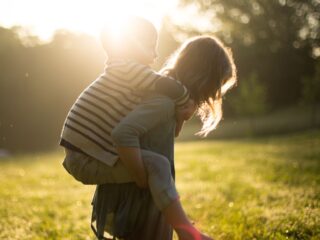 Bono por hijo: ¿Cuándo se paga el beneficio para madres?