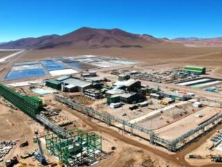 Arcadium Lithium adquiere negocio de litio metálico fortaleciendo su liderazgo global.