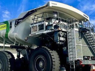 Fortescue y Liebherr desarrollan exitoso prototipo de camión de carga ecológico