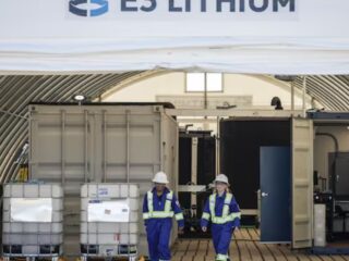 Canadá: E3 Lithium y Pure Lithium firman un acuerdo de desarrollo conjunto con el objetivo de producir baterías de litio en Alberta a partir de salmuera E3