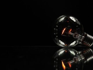 ¿Cómo saber a qué hora vuelve la luz a mi hogar? Revisa el estado de reposición del servicio