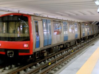 Viajar en Metro de Santiago a $360: revisa qué requisito debes cumplir