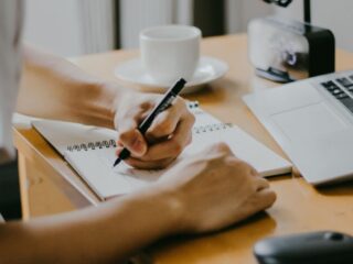 ¿Buscas perfeccionar conocimientos?: Sence cuenta con siete diplomados gratuitos y así puedes aprovecharlos