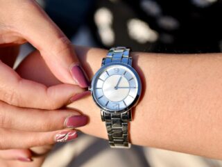 Cambio de hora en Chile 2024: revisa cuándo se deben ajustar los relojes al horario de verano