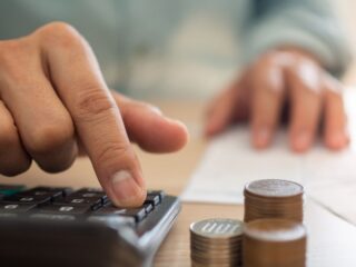 Deudas pendientes: revisa si tienes descuentos de hasta un 90% para ponerte al día