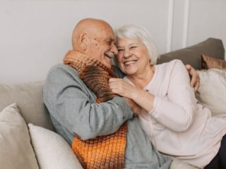 Puedes cobrar hasta $40.000 si eres pensionado y estas inscrito en esta caja de compensación