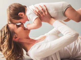 Bonos para madres: revisa los beneficios que se entregarán en agosto