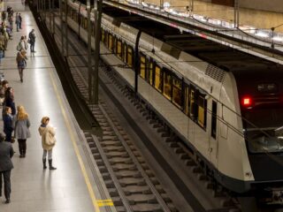 Trabaja en el Metro de Santiago con solo 4 requisitos: revisa aquí como postular