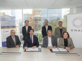 Enap y EDF firman acuerdo para el uso del complejo industrial Cabo Negro en Magallanes