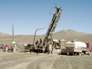 CopperEx Resources extrae 0,26 g/t de oro en 40 metros en el programa de excavación de zanjas de seguimiento en Agua de la Piedra y Sorpresa