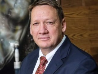 Alianza estratégica entre Schneider Electric y Glencore para descarbonizar el cobre