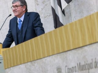Posible venta de participación en Vale y desafíos financieros de Cosan SA.