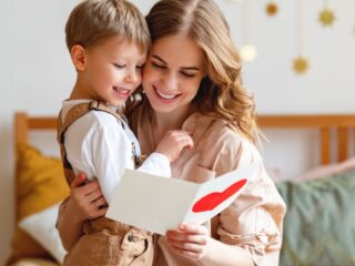 Madres que estén en el 60% más vulnerable del Registro Social pueden recibir hasta $165.000 del IPS