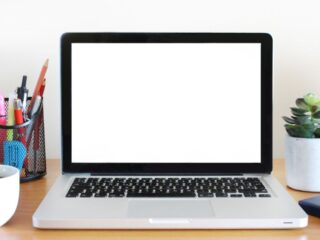 Becas TIC: consulta con tu RUT si recibirás un notebook de regalo