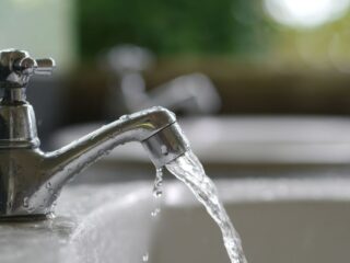 Subsidio al pago de agua potable: ¿Qué familias pueden ser beneficiarias?