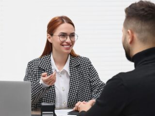 El Corte Inglés busca trabajadores: Conoce las ofertas laborales disponibles y cómo postular a ellas