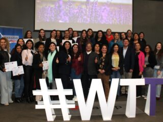 Mujeres de la Región de Coquimbo se capacitaron para asumir el liderazgo en la Transición Energética 