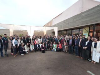 Más de 60 startups y 15 empresas se reúnen en encuentro de  innovación  de Escondida | BHP y Aster