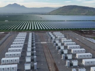 Enel inicia operación comercial de su primer sistema de almacenamiento en la RM: permitirá dar electricidad a 75 mil hogares