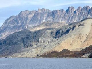 Descubrimientos mineros en Groenlandia: Critical Metals encuentra nuevas oportunidades vibrantes