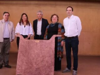 ENAMI entrega en comodato al Museo Regional de Atacama el último ánodo de cobre producido en Paipote para que sea parte de la exhibición permanente