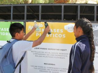 Lasana realiza operativo de limpieza para erradicar basurales clandestinos con apoyo de Minera El Abra