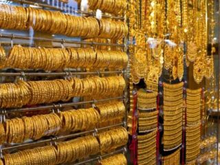Impacto de precios récord en la caída de la demanda de oro en China