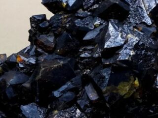 Energy Fuels avanza en arena mineral pesada con adquisición millonaria
