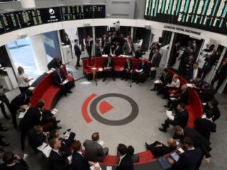 LME expandirá su red de almacenes de metales en Hong Kong