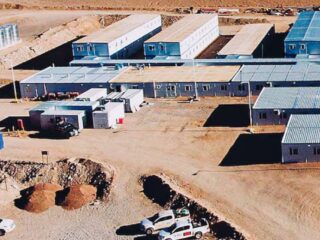 Los celos sindicales que inquietan a multimillonario proyecto minero en frontera de Argentina y Chile