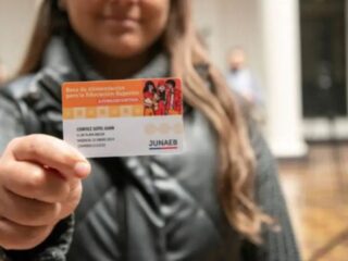 Beca BAES 2025: anuncian aumento del monto en la tarjeta Junaeb para el próximo año