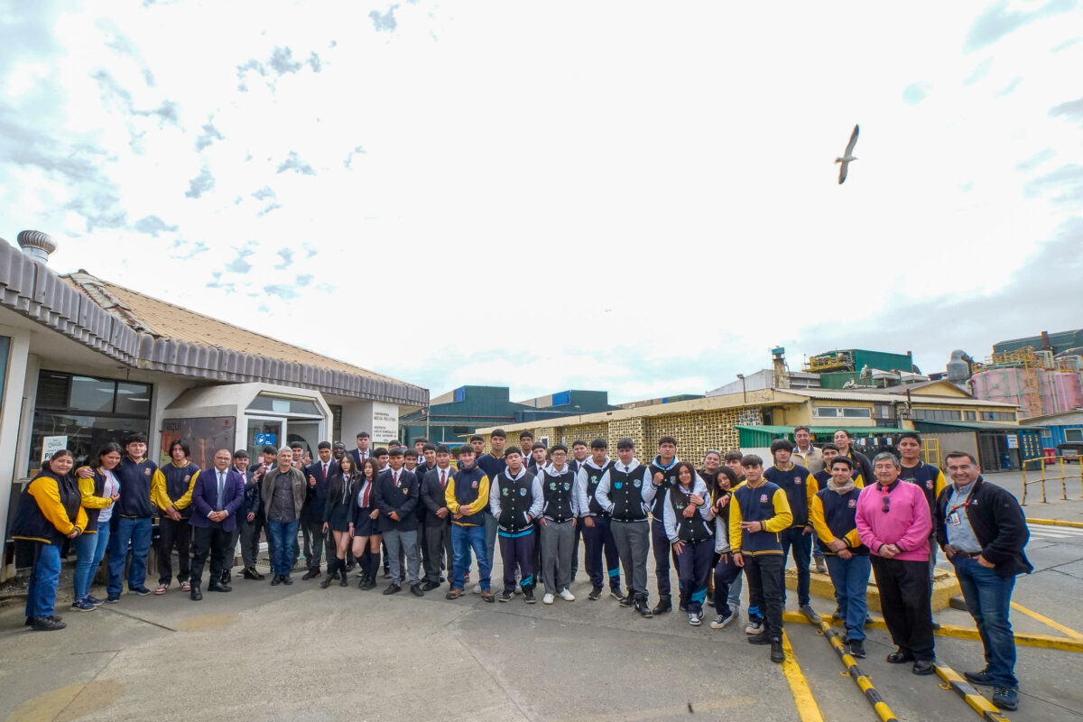 Codelco División Ventanas recibió a futura generación de programa “Técnicos del Futuro” Codelco División Ventanas recibió a futura generación de programa “Técnicos del Futuro”