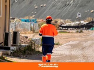 Impulsa tu Carrera: Oportunidades para Operario en Chile