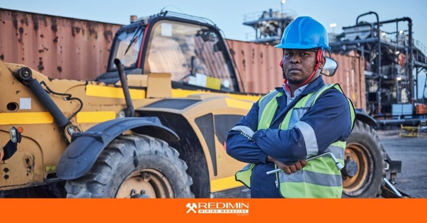 Oportunidades laborales en minería: postula ahora y evoluciona