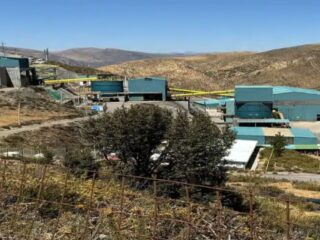 Perú: Excellon asegura financiamiento para adquirir mina Mallay y proyecto Tres Cerros
