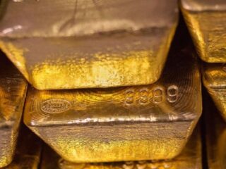 Sprott Physical Gold Trust adquiere más lingotes fortaleciendo su posición