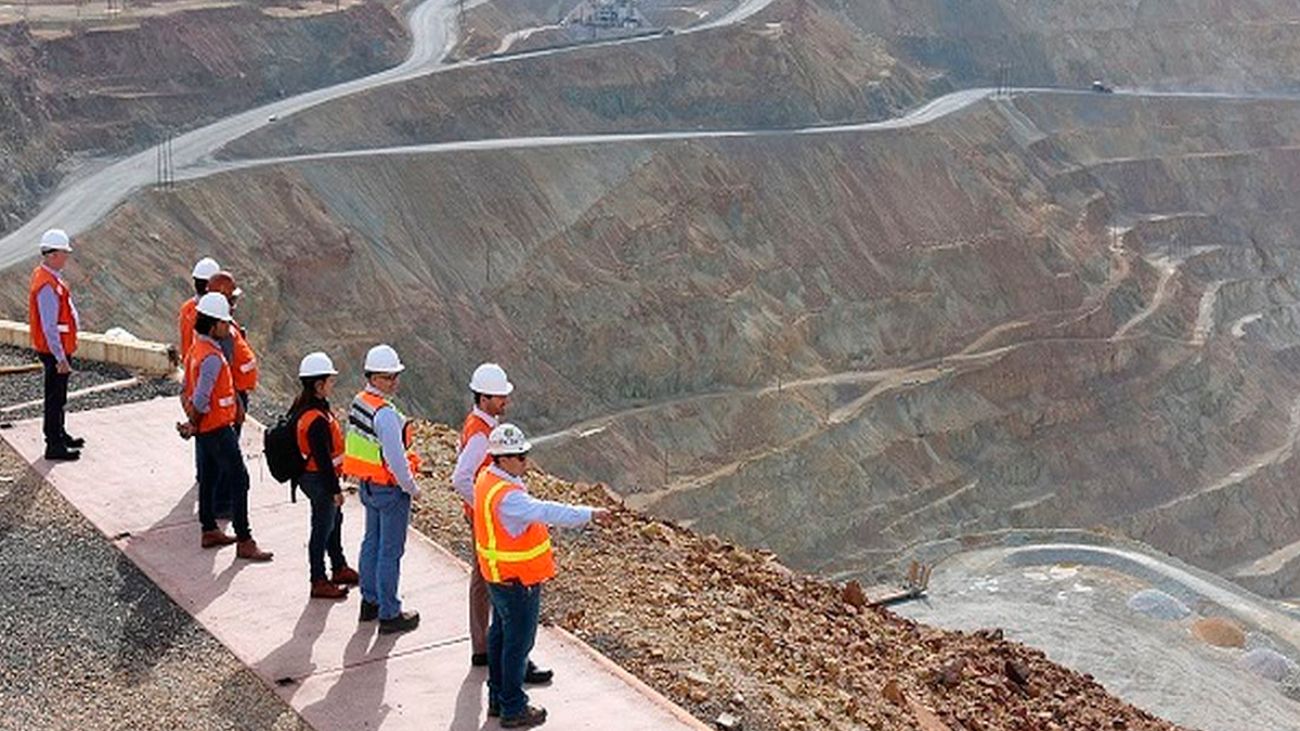 Perú anuncia 32 nuevos proyectos mineros para fortalecer su economía y compromiso con la sostenibilidad